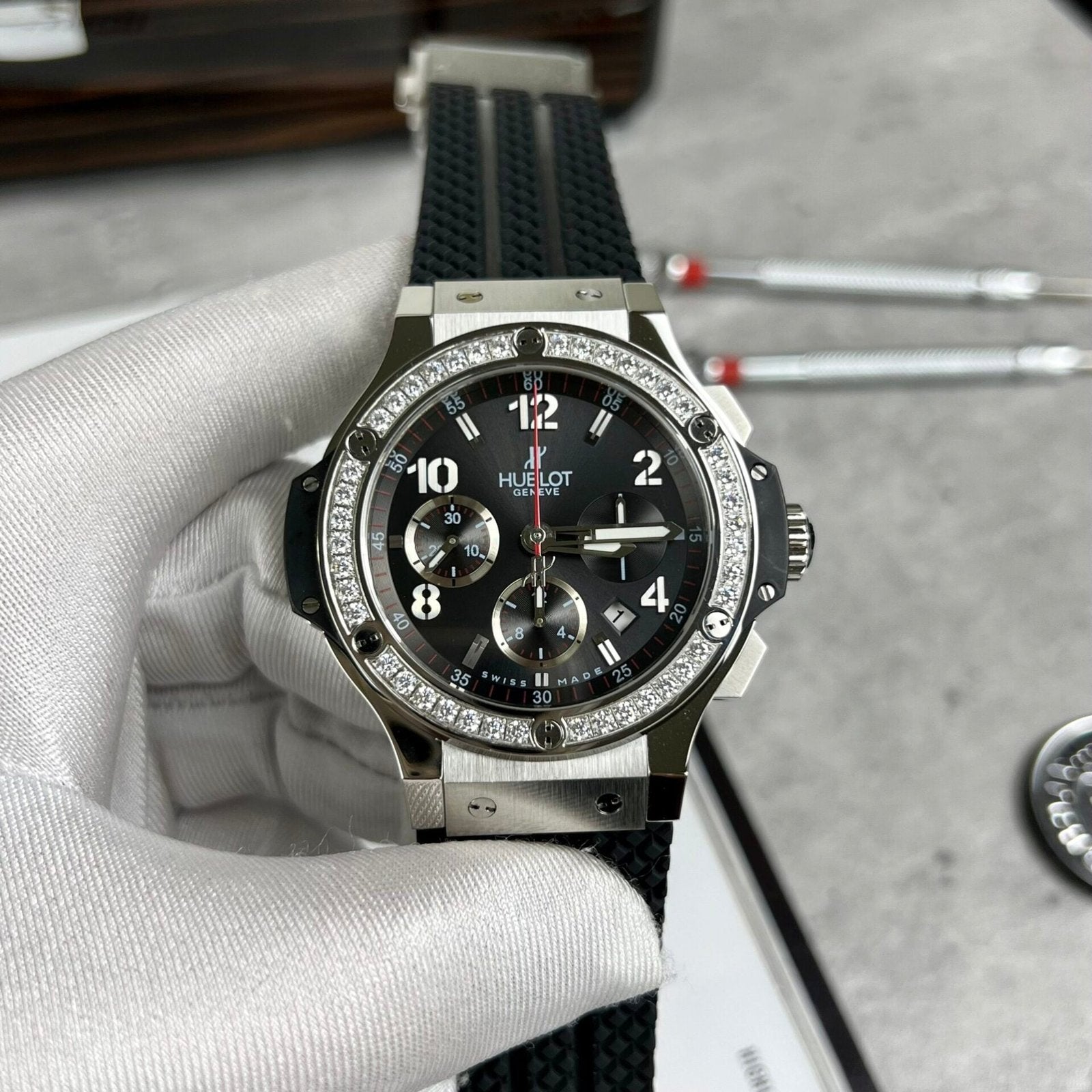 Hublot  Watch Big Bang Geneve Chronograph With Diamonds Bezel 44mm