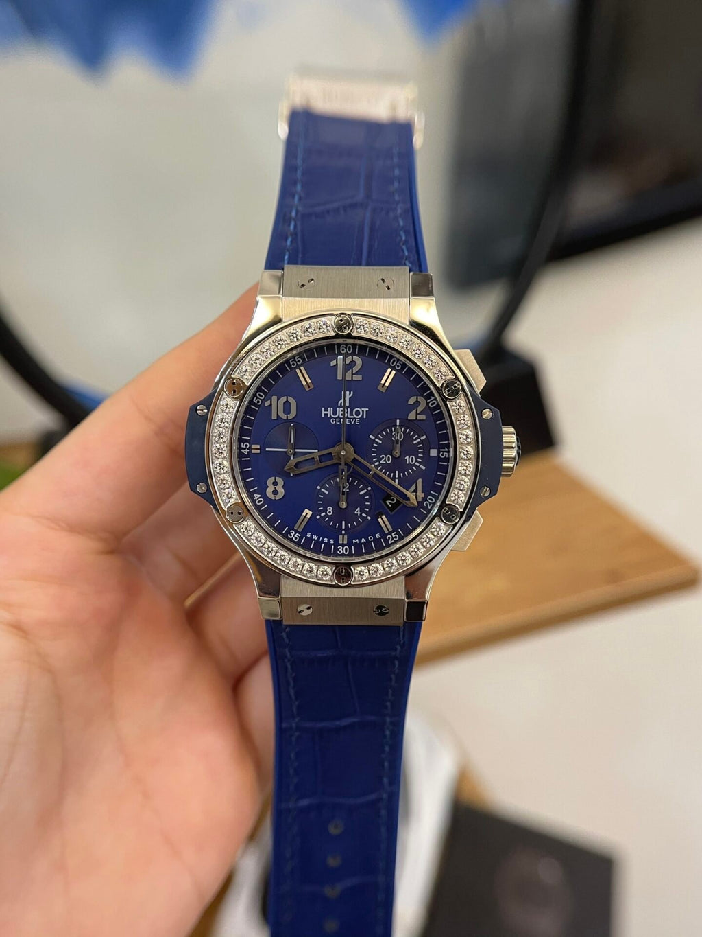 Hublot Big Bang Men Watch Blue With Diamond Bezel 44mm
