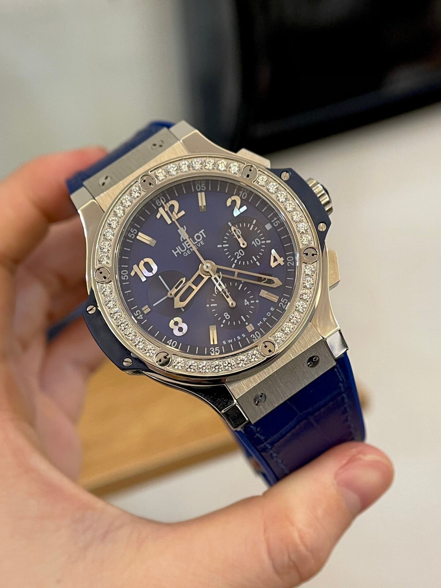 Hublot Big Bang Men Watch Blue With Diamond Bezel 44mm