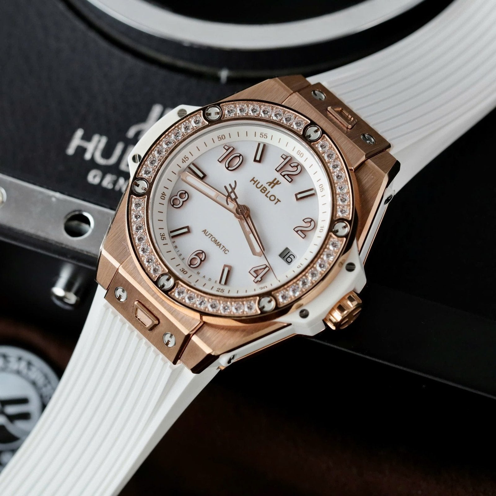 Hublot Big Bang  King Gold  Watch White Rubber Strap 39mm