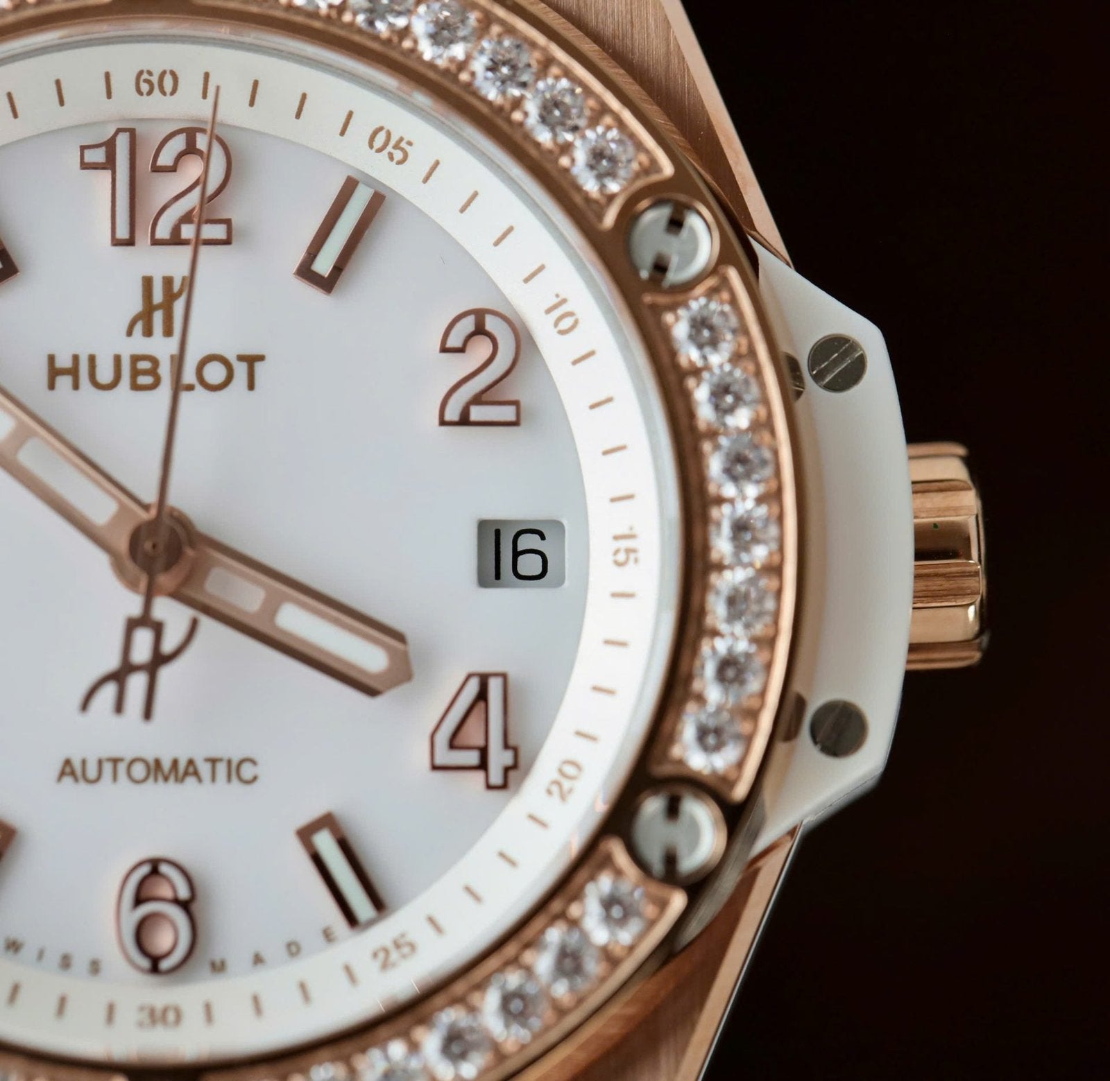 Hublot Big Bang  King Gold  Watch White Rubber Strap 39mm