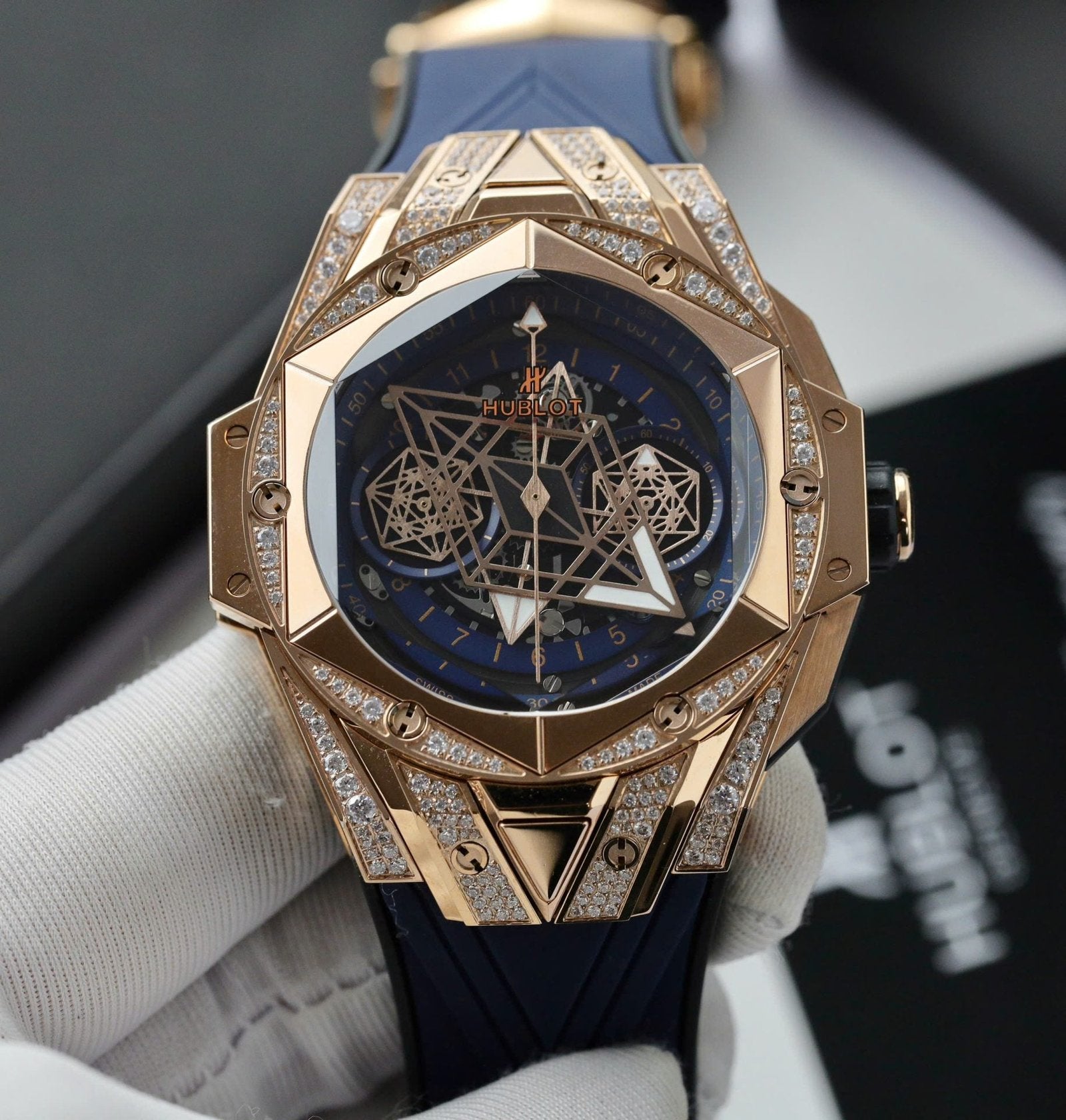 Hublot Big Bang Sang Bleu II King Gold  Watch Blue 44mm