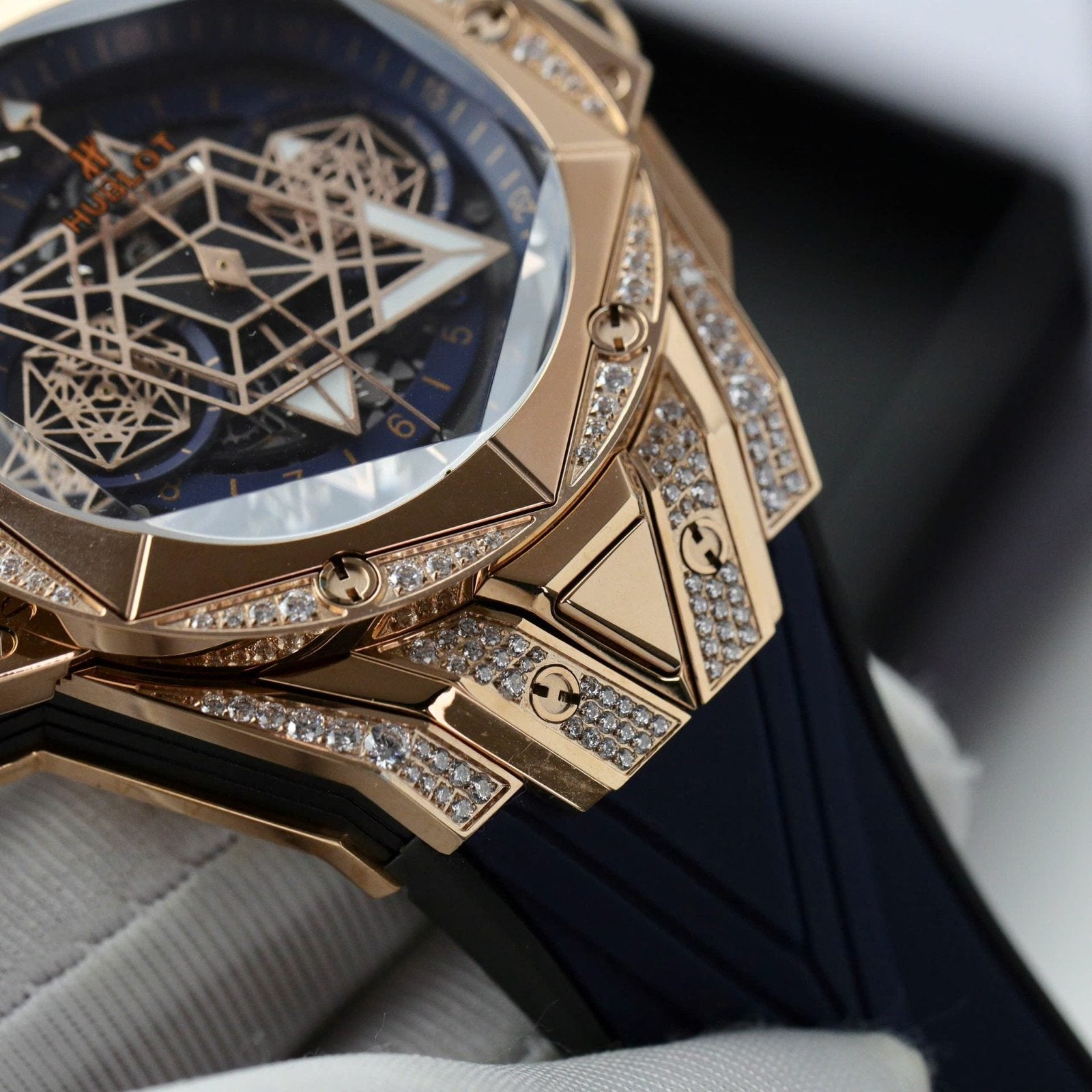 Hublot Big Bang Sang Bleu II King Gold  Watch Blue 44mm