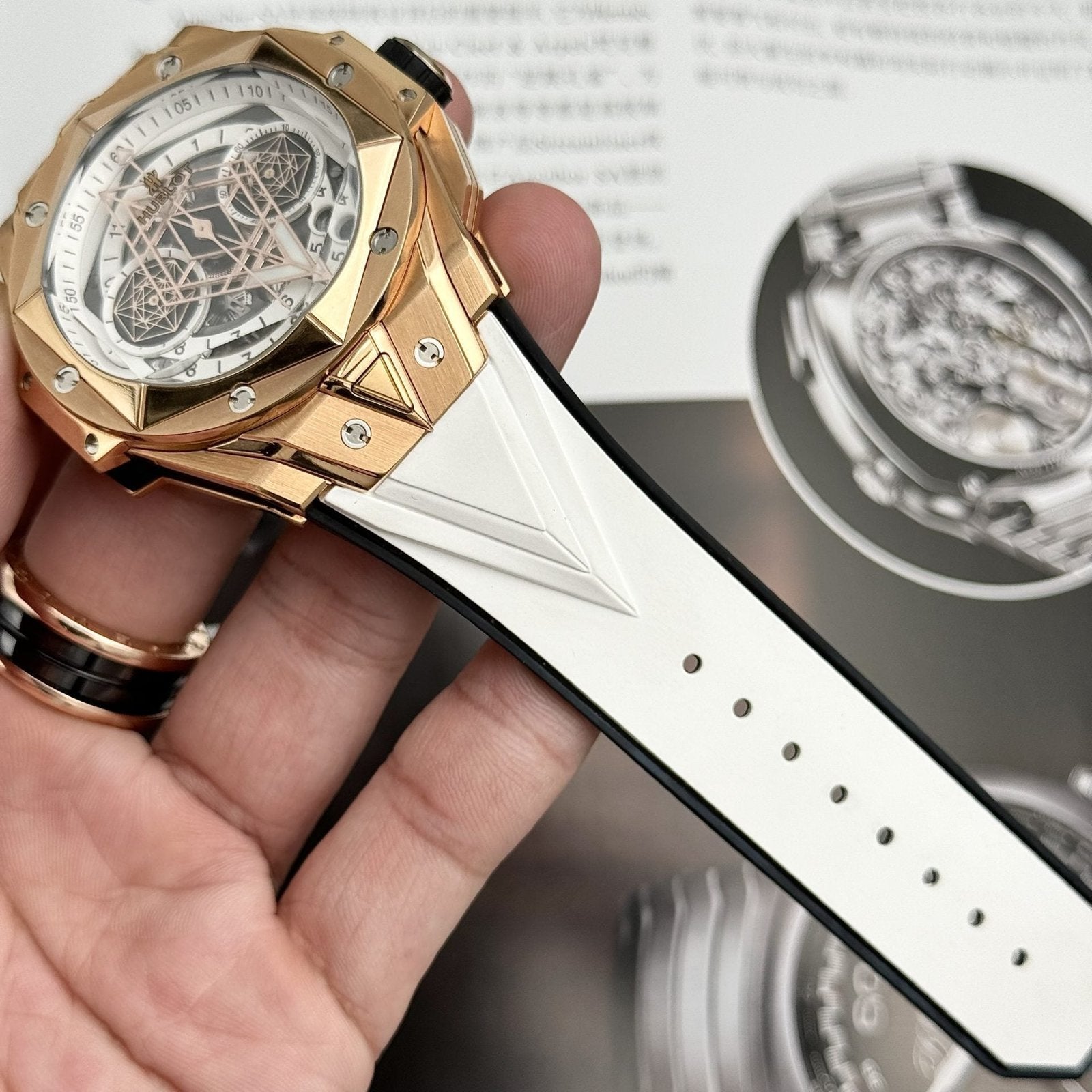 Hublot Watch Big Bang Sang Bleu II King Gold White Dial 45mm