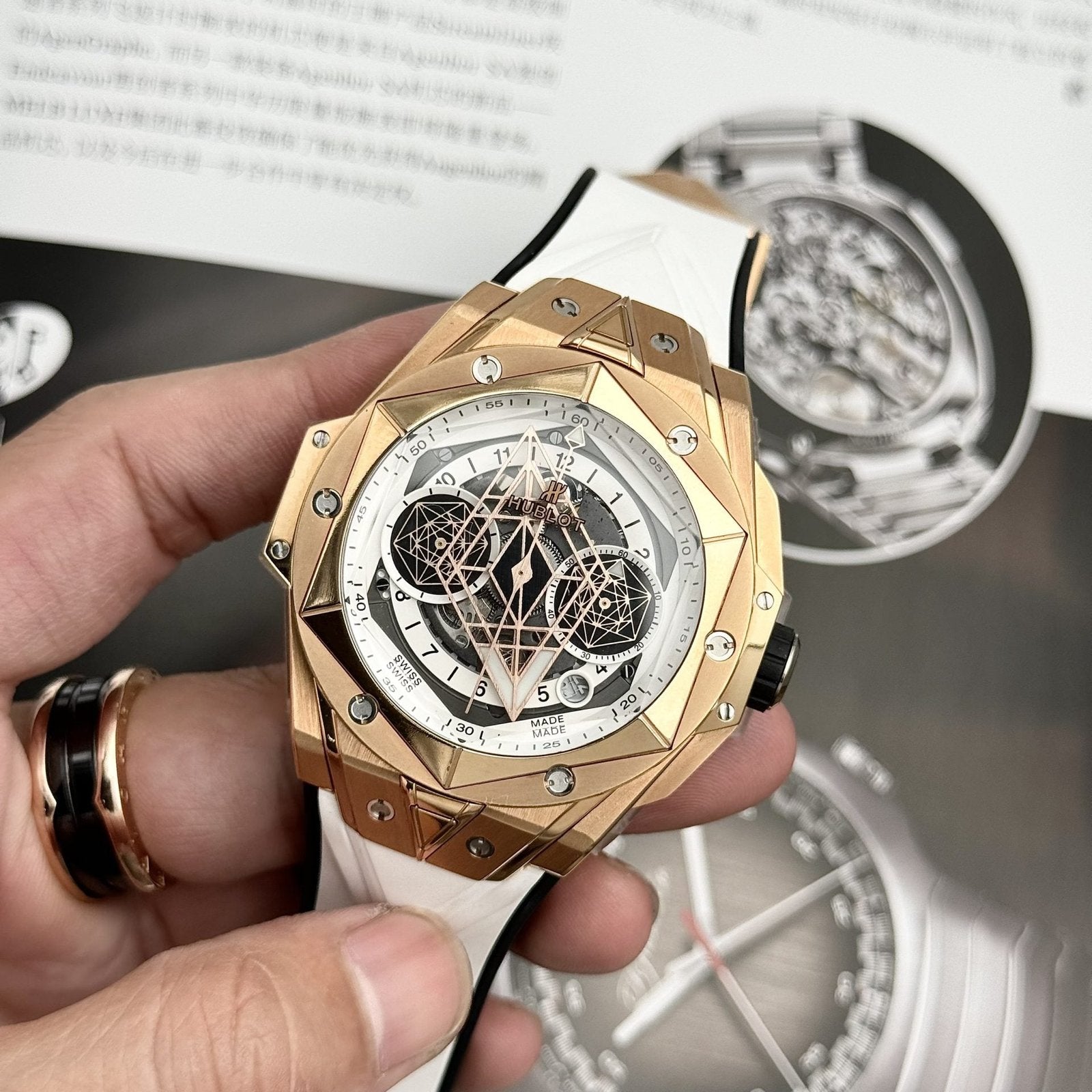 Hublot Watch Big Bang Sang Bleu II King Gold White Dial 45mm