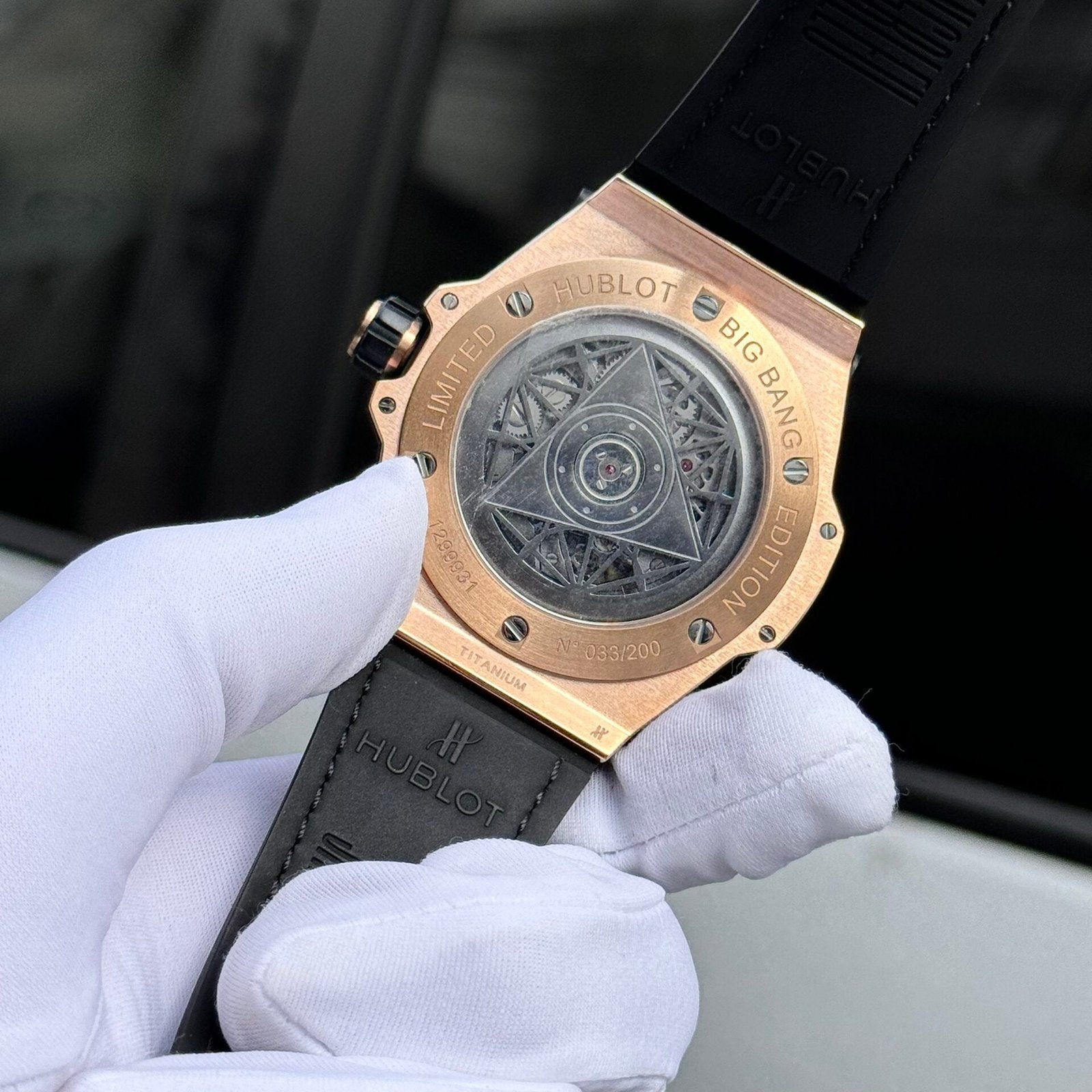 Hublot Big Bang Sang Bleu King Gold  Watch Diamond 44mm