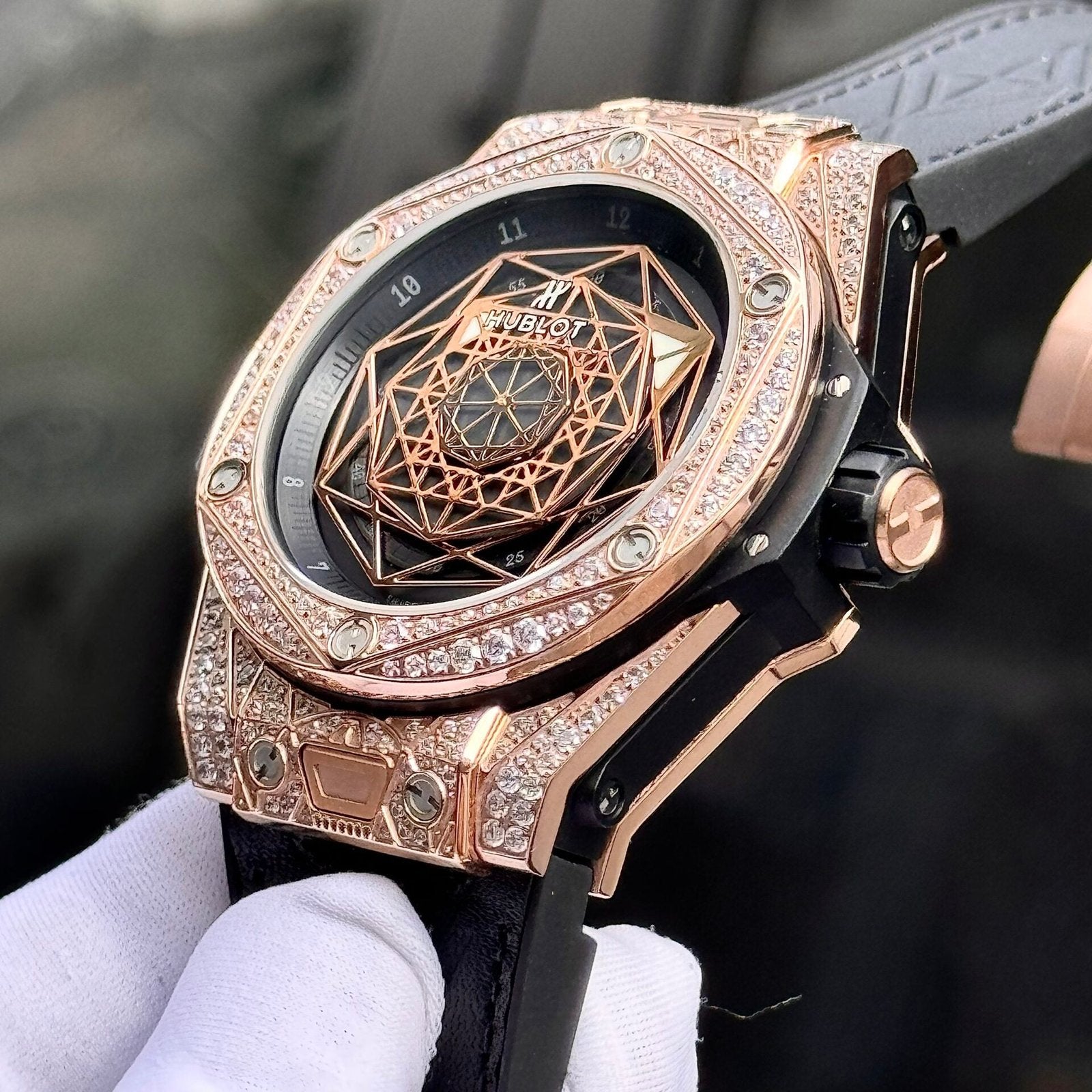 Hublot Big Bang Sang Bleu King Gold  Watch Diamond 44mm