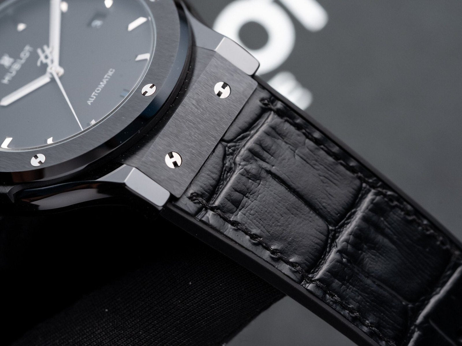 Hublot Classic Fusion  Watch Ceramic Carbon Dial Leather Strap 42mm