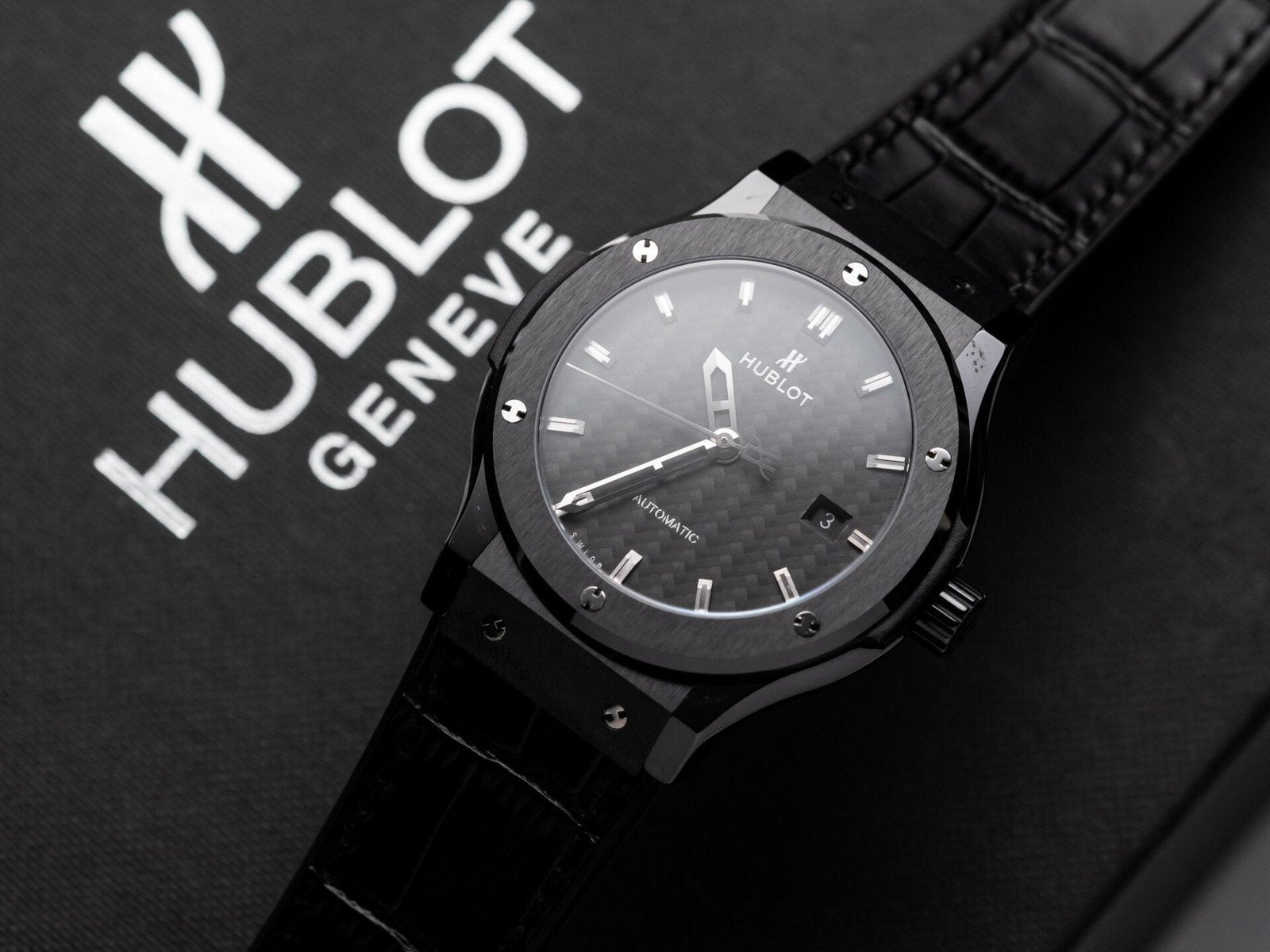 Hublot Classic Fusion Ceramic Carbon Dial Watch Leather Strap 42mm