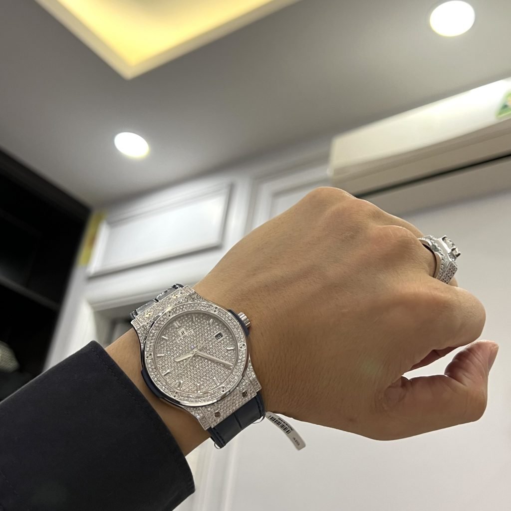 Hublot Watch Classic Fusion Natural Diamonds 42mm