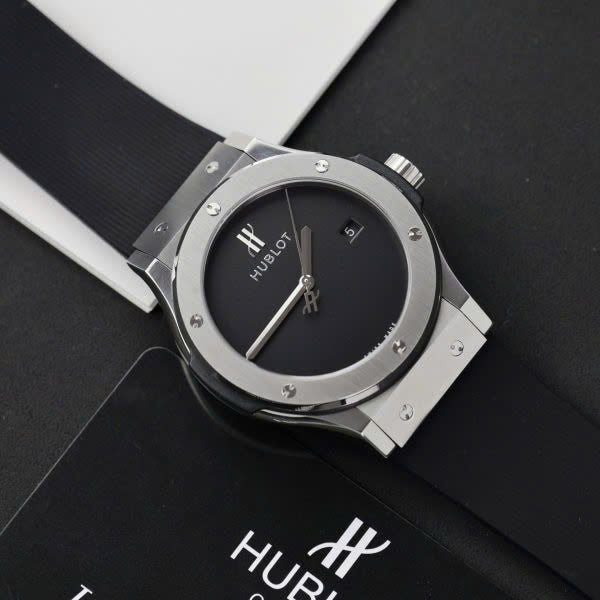 Hublot Classic Fusion Watch Black Dial 42mm