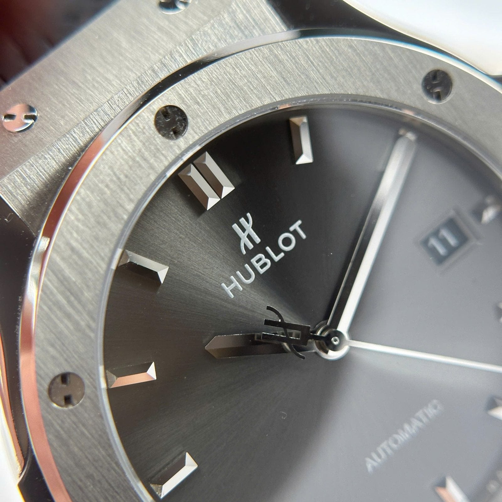 Hublot Classic Fusion Gray Watch Weight 84 Grams Super Light  42mm
