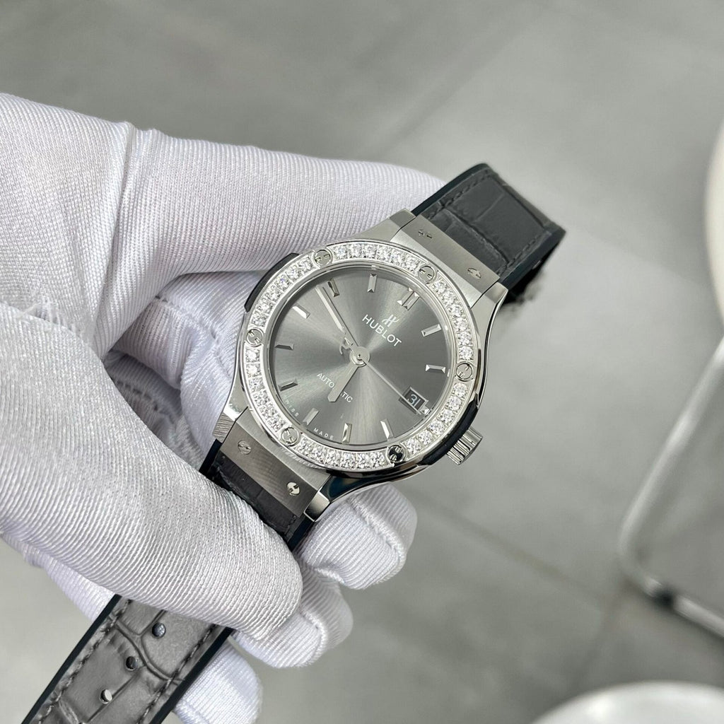 Hublot Classic Fusion Watch Diamonds Grey 38mm