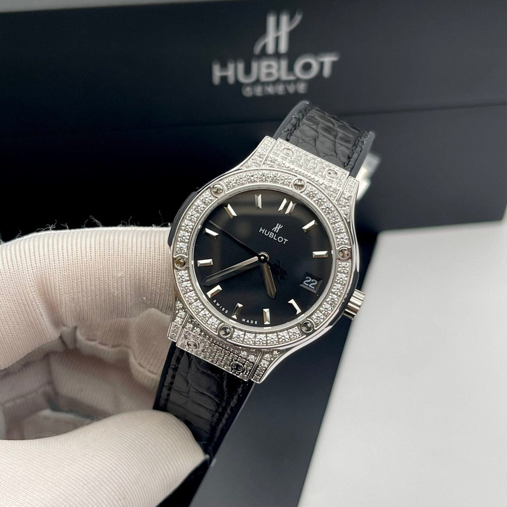 Hublot Classic Fusion  Watch Womens Black Dial 33mm