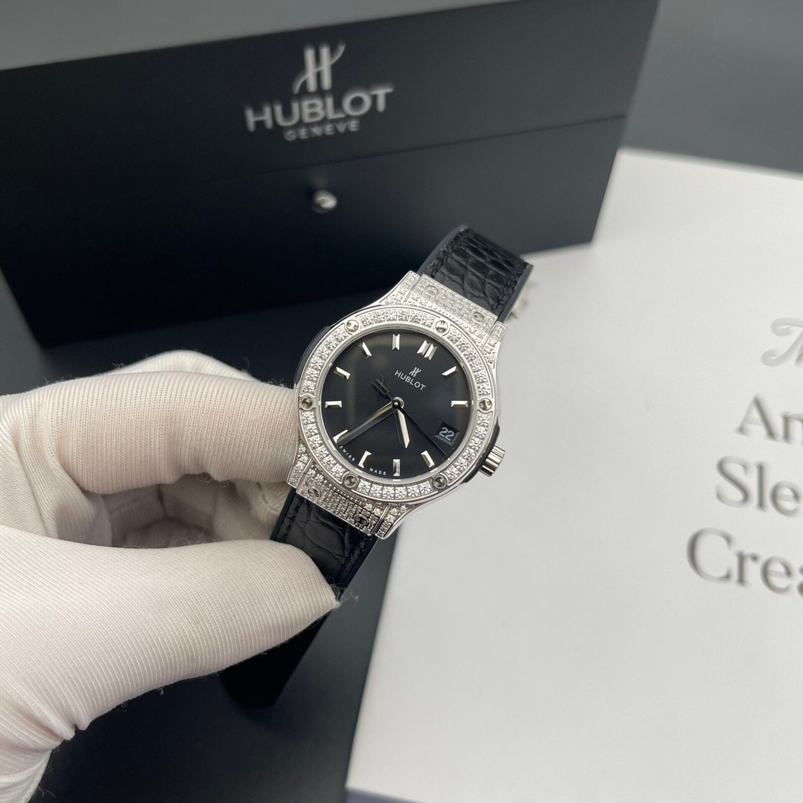Hublot Classic Fusion  Watch Womens Black Dial 33mm