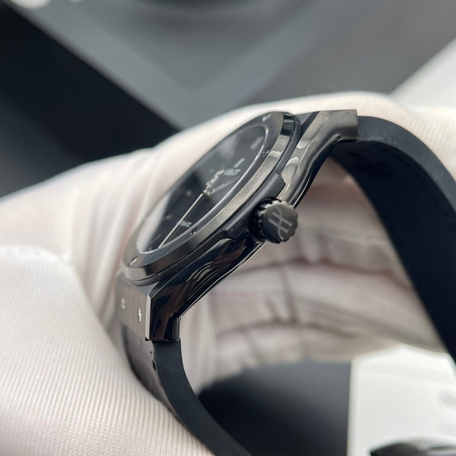 Hublot Classic Fusion Ceramic  Watch Black Dial 42mm