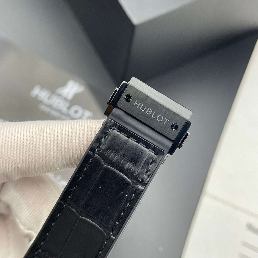 Hublot Classic Fusion Ceramic  Watch Black Dial 42mm