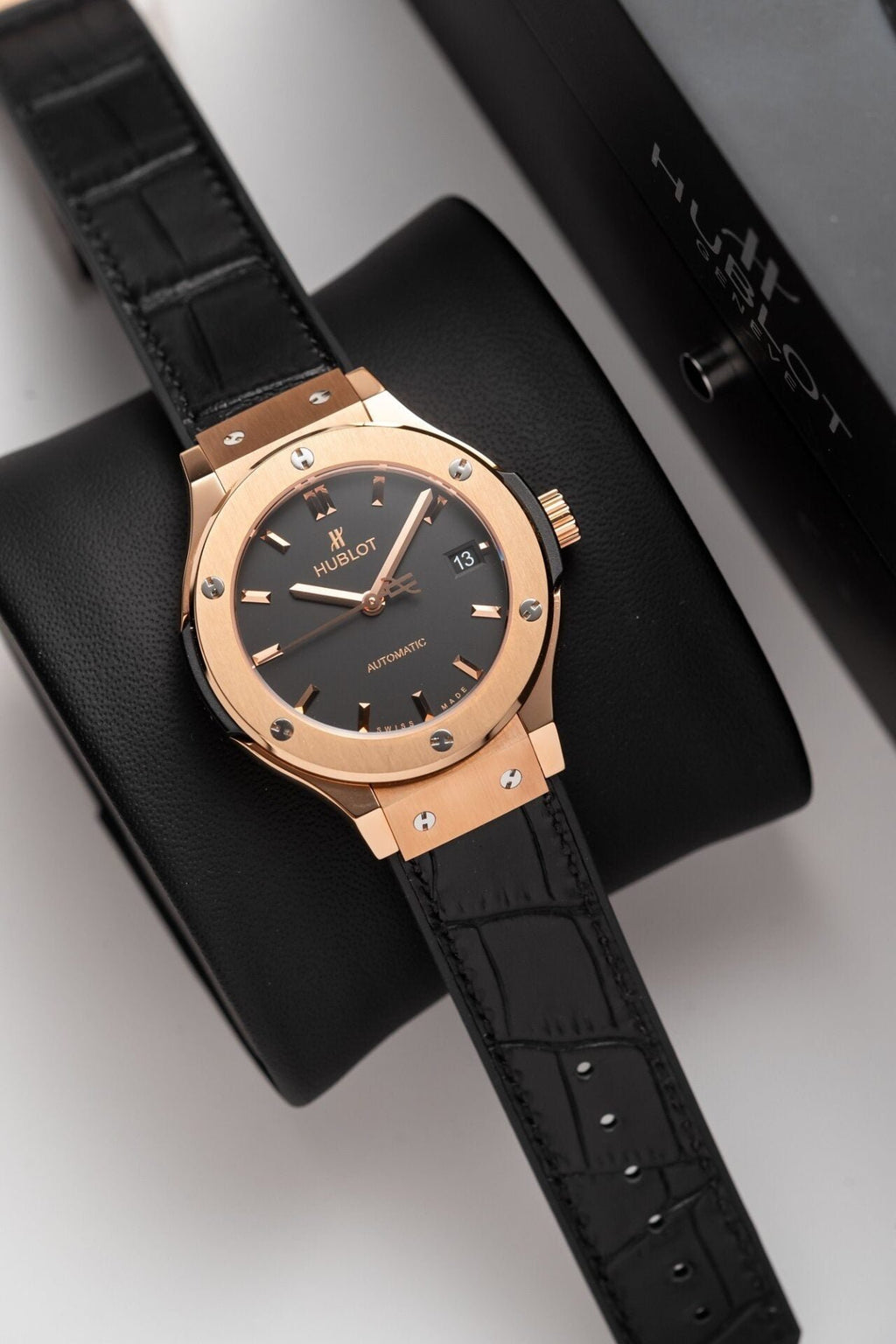 Hublot Classic Fusion King Gold Black  Watch 38mm