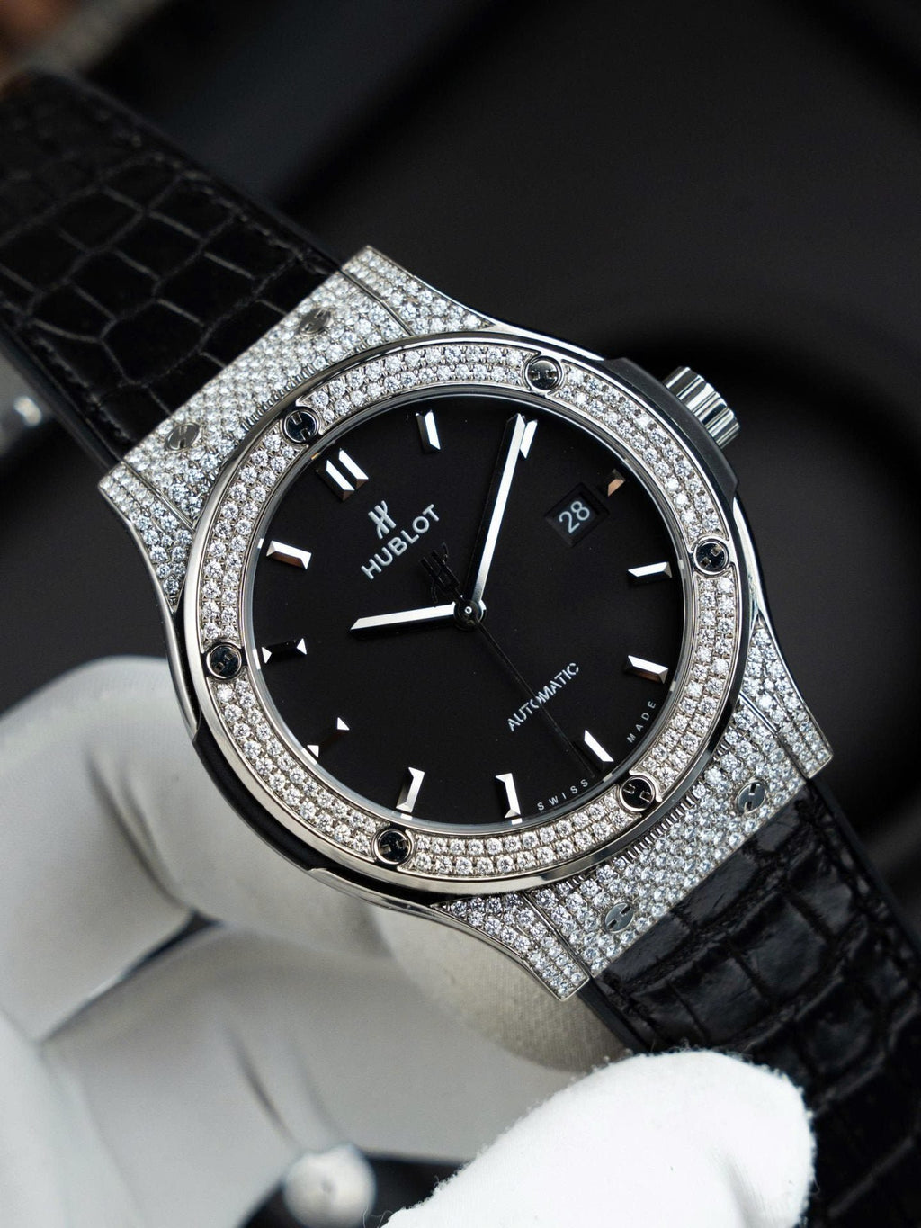 Hublot Classic Fusion Black Dial Watch Natual Diamonds Automatic SW300 Movement 42mm
