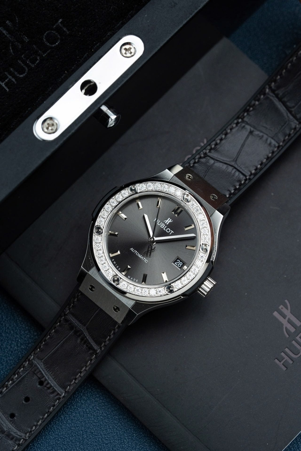 Hublot Classic Fusion Dial Gray Watch Bezel Diamonds Moissanite 38mm