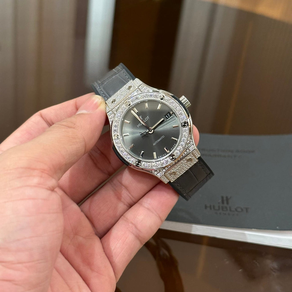 Hublot Classic Fusion Grey Dial With Diamond Bezel 38mm
