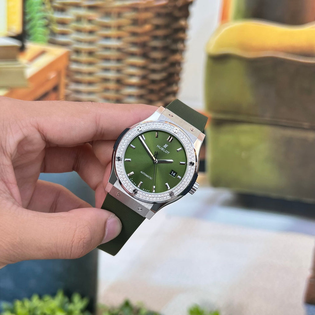 Hublot Classic Fusion Watch Green Dial With Stone 42mm