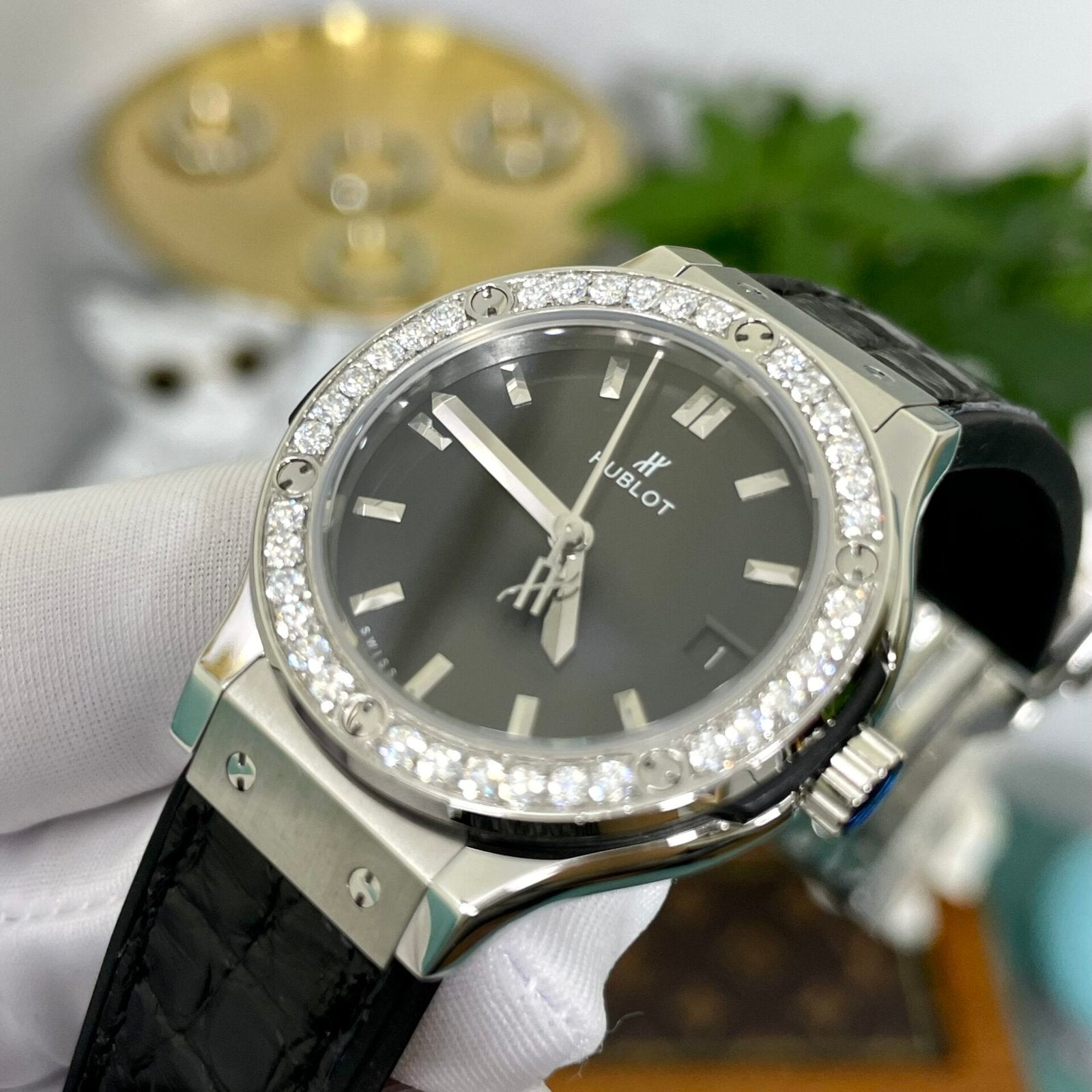Hublot Watch Classic Fusion Moissanite Diamonds Black Dial 33mm