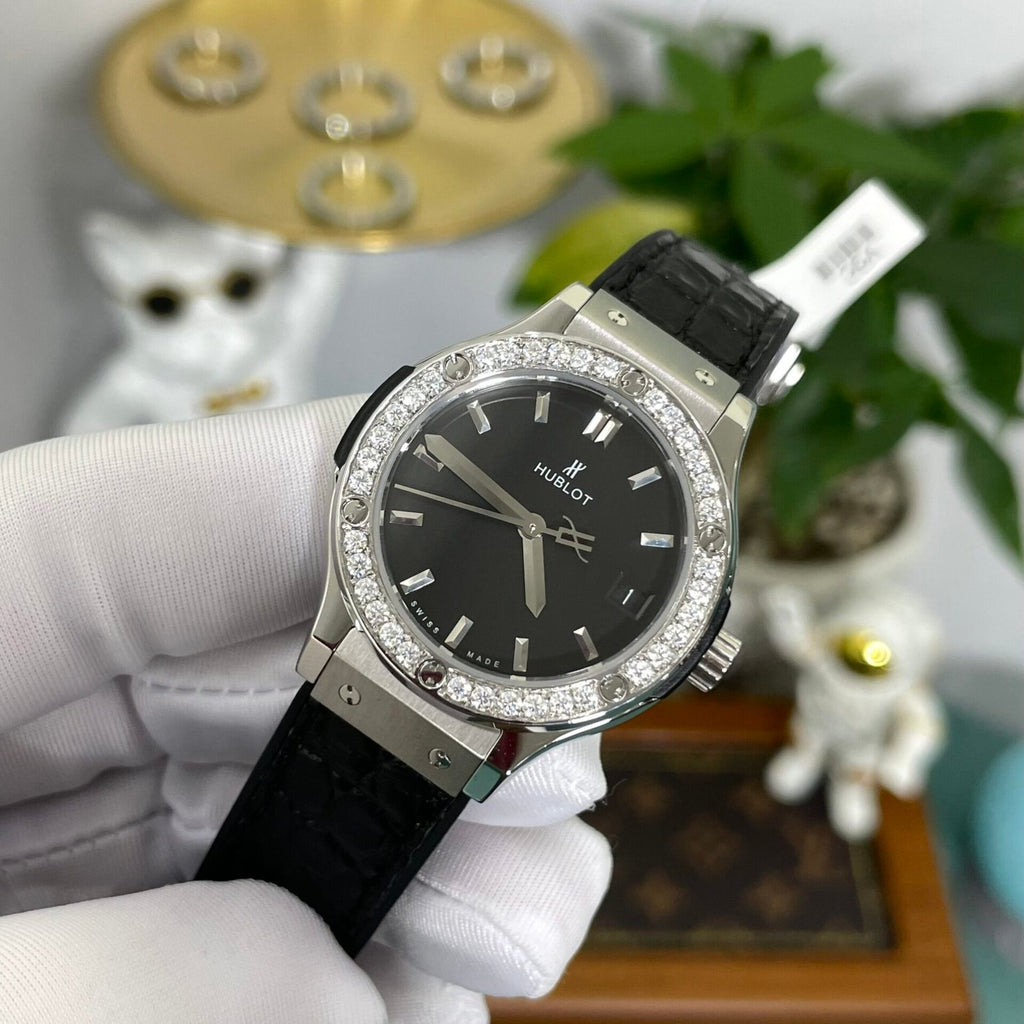 Hublot Watch Classic Fusion Moissanite Diamonds Black Dial 33mm
