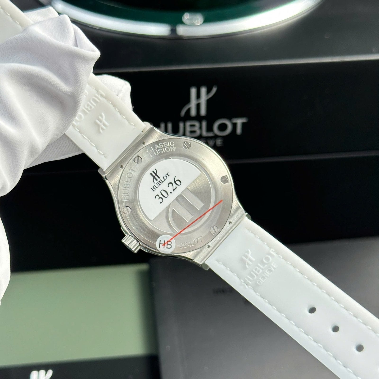 Hublot Classic Fusion 11 Watch White Women 33mm