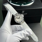 Hublot Classic Fusion 11 Watch White Women 33mm