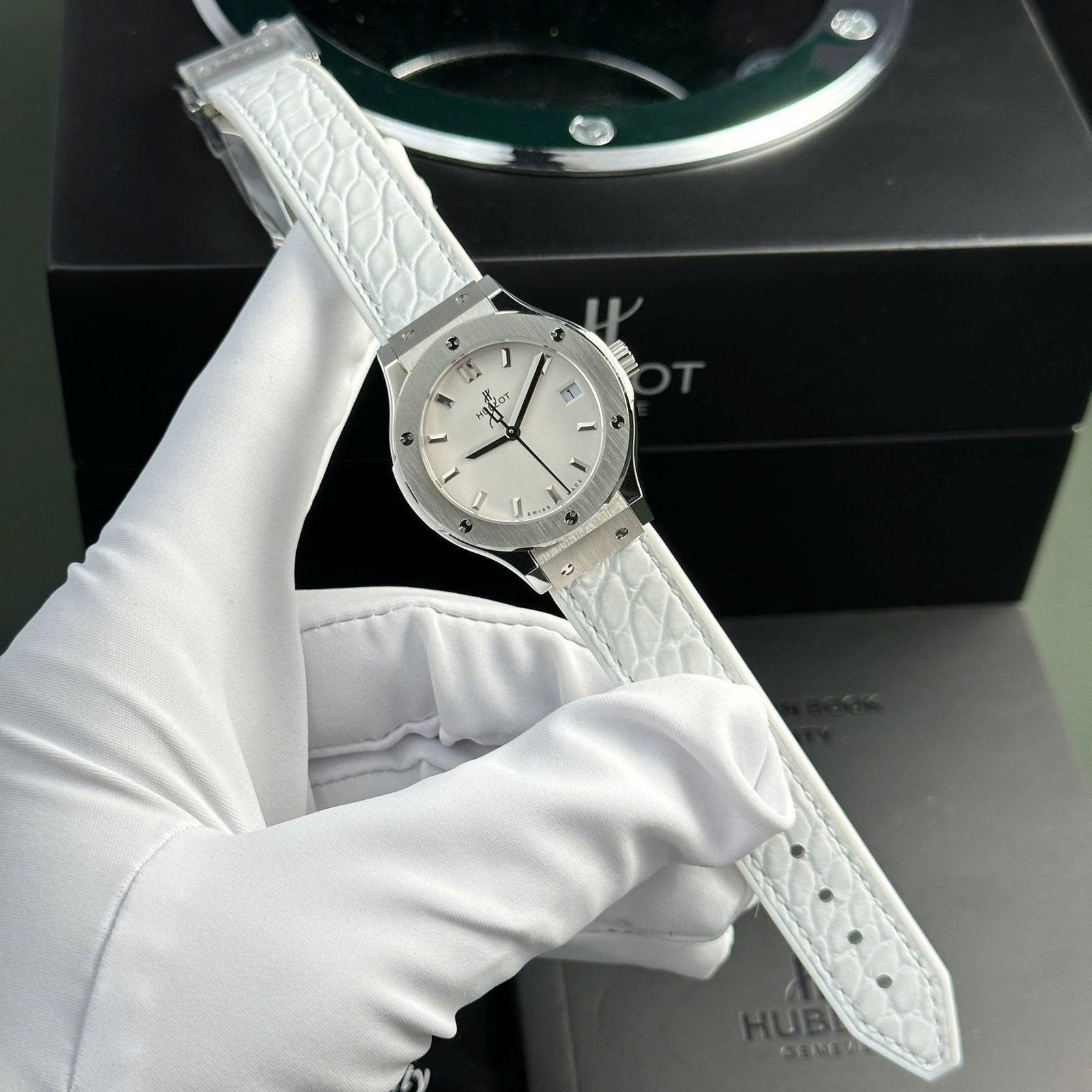 Hublot Classic Fusion Watch Women White 33mm