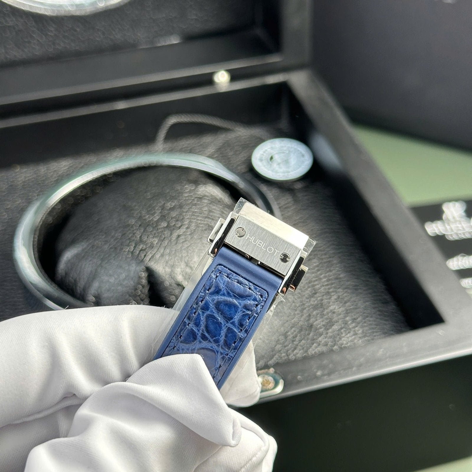 Hublot Classic Fusion Watch Womens Blue 33mm