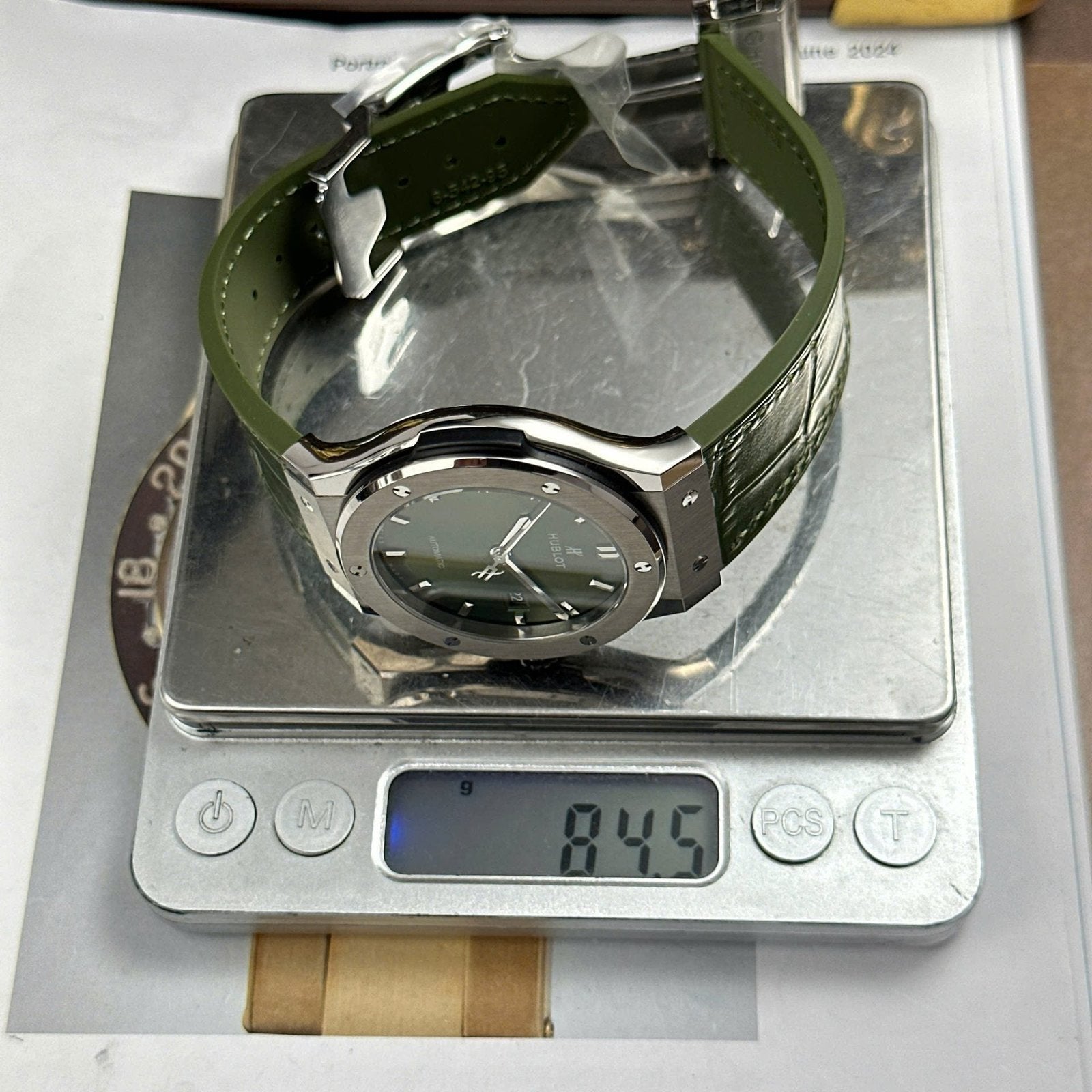 Hublot Classic Fusion Green Watch Weight 84 Grams Super Light 42mm