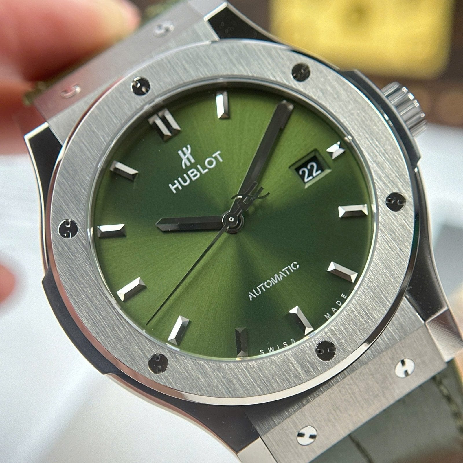 Hublot Classic Fusion Green Watch Weight 84 Grams Super Light 42mm