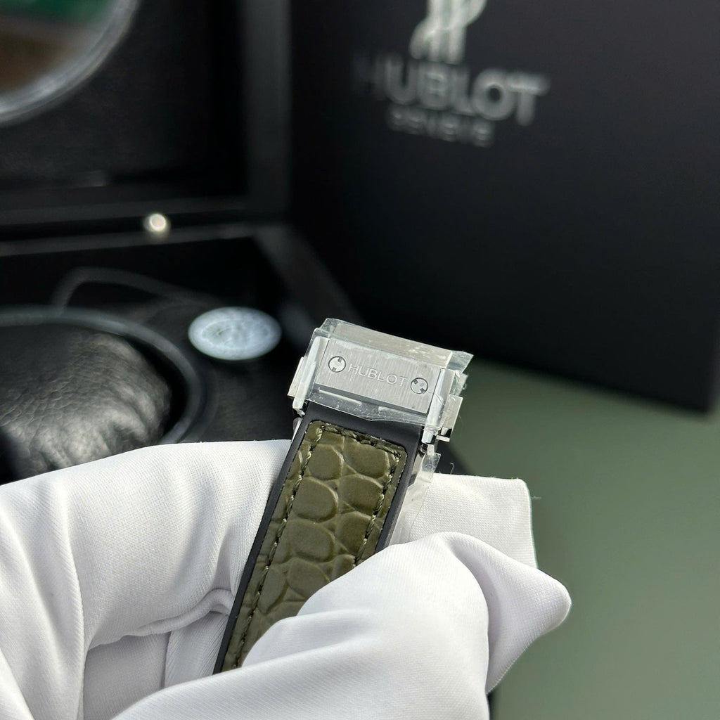Hublot Classic Fusion Watch Womens Green 33mm