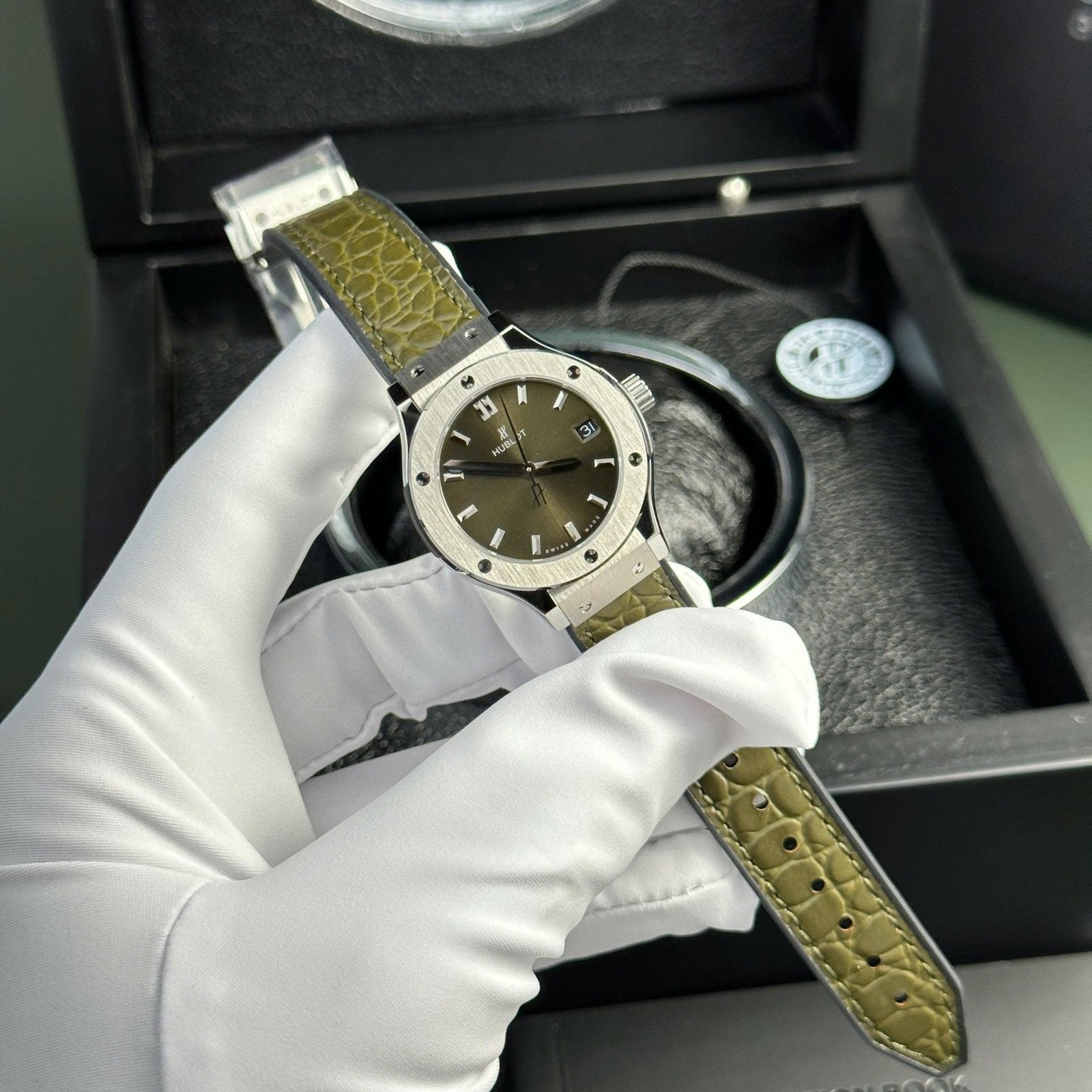 Hublot Classic Fusion Watch Womens Green 33mm