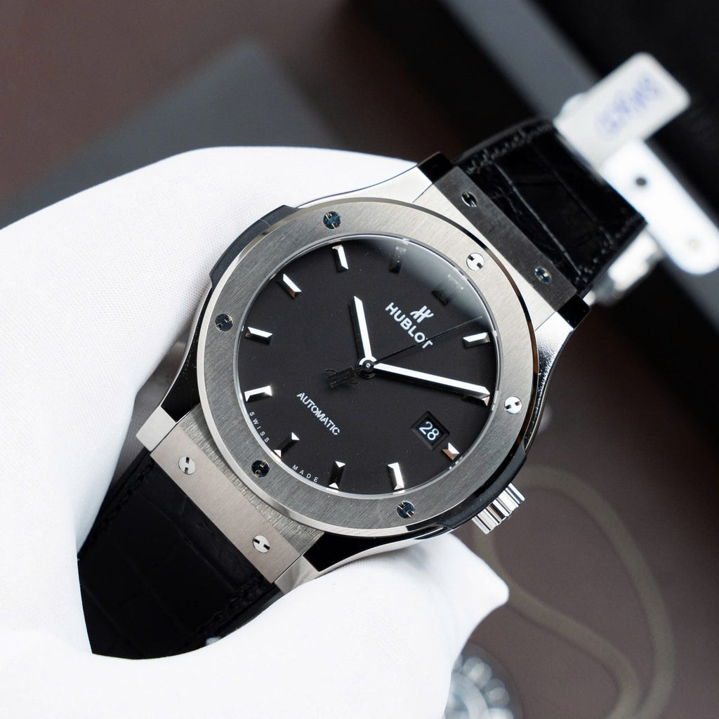 Hublot Classic Fusion Titanium Black Watch Movement SW300 Weight 84 Gram 42mm