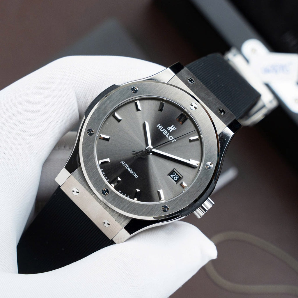 Hublot Classic Fusion Titanium Gray Dial Watch Movement SW300 Rubber Strap 42mm