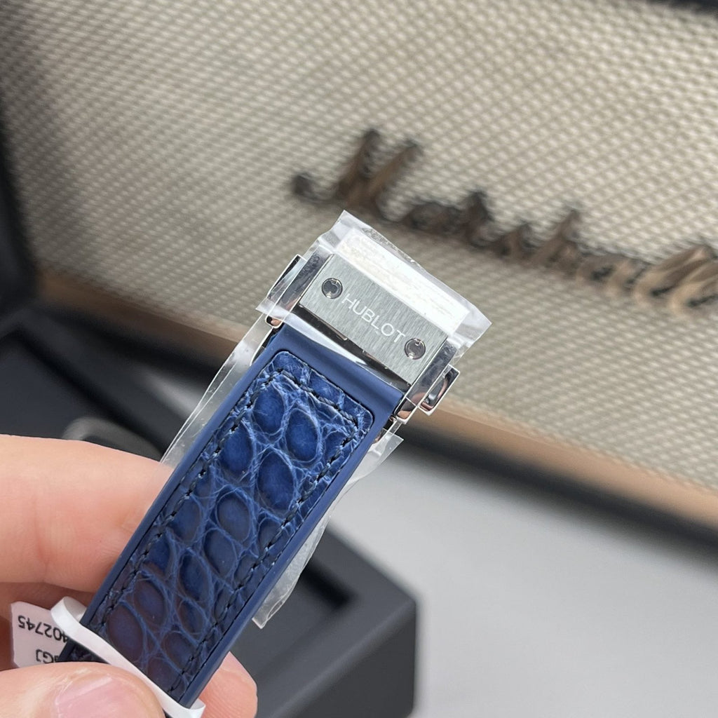 Hublot Watch Classic Fussion Blue Dial Moissanite Diamonds 33mm