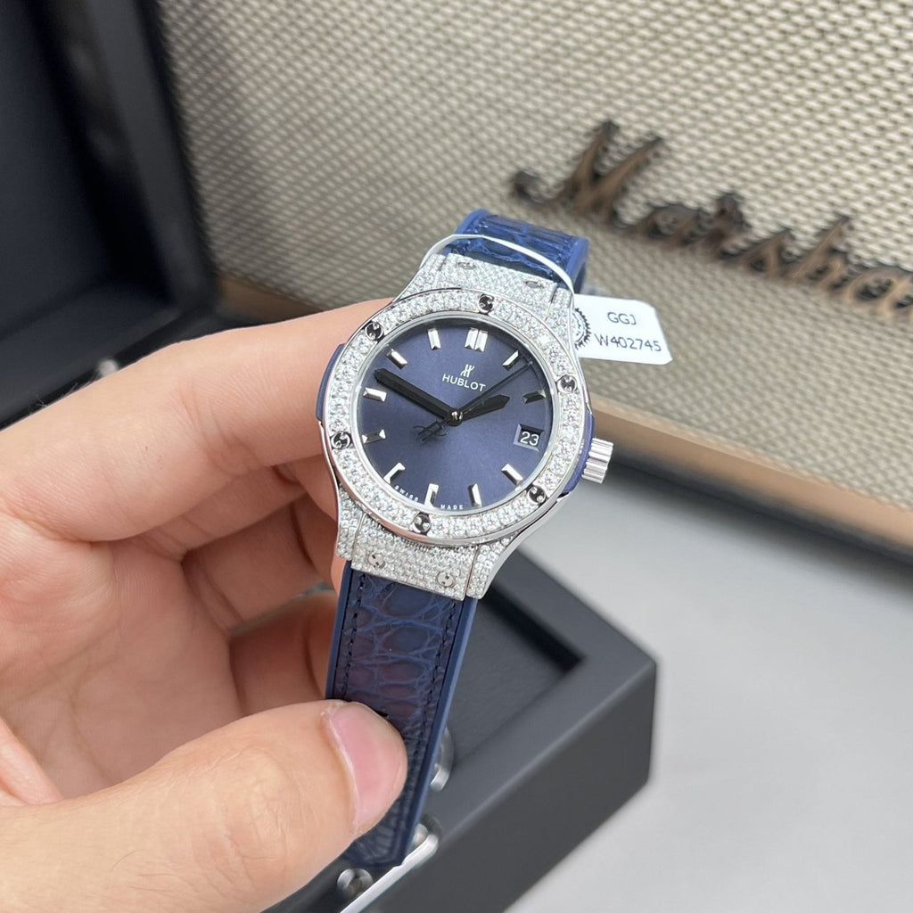 Hublot Watch Classic Fussion Blue Dial Moissanite Diamonds 33mm