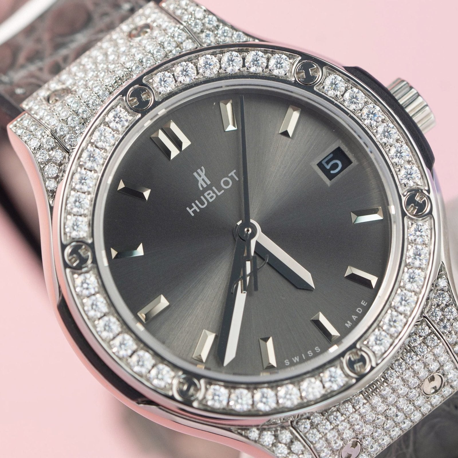 Hublot Classic Fusion  Watch Moissanite Diamond Gray Dial 33mm