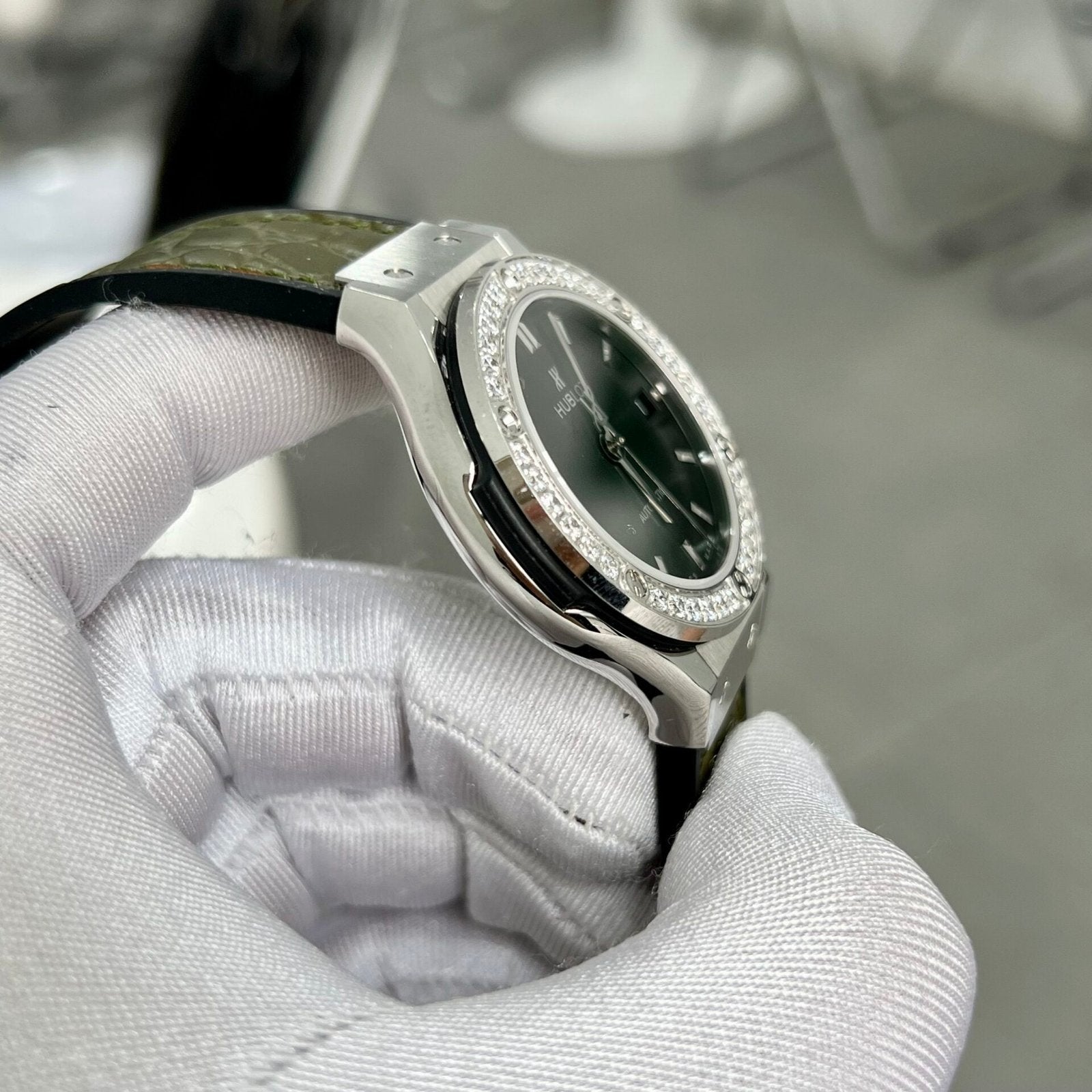 Hublot  Watch Green With Diamond Bezel 38mm