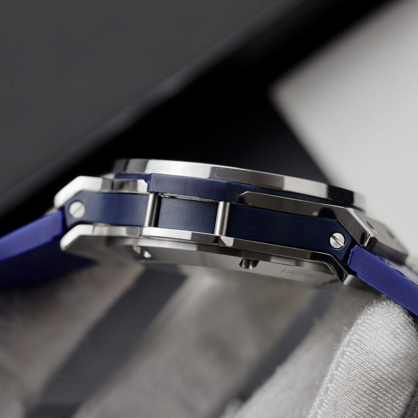 Hublot Watch Big Bang Chronograph Blue Moissanite Diamonds 44mm