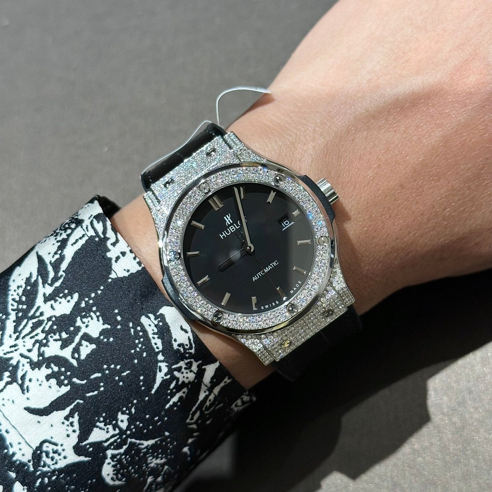 Hublot Watch With Full Diamond Moissanite Diamonds Black Dial Men’s 42mm