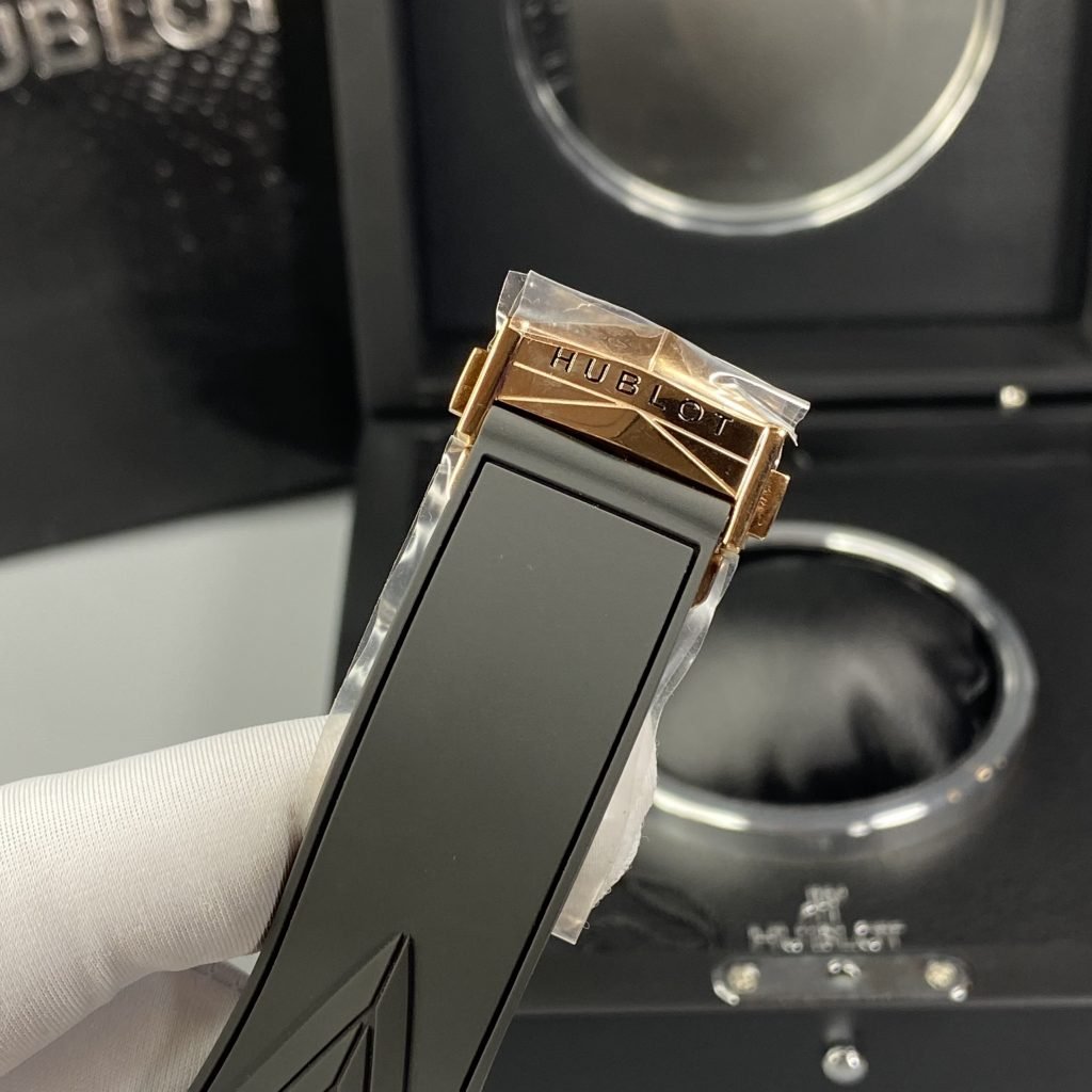 Hublot  Watch Big Bang Sang Bleu II King Gold  44mm
