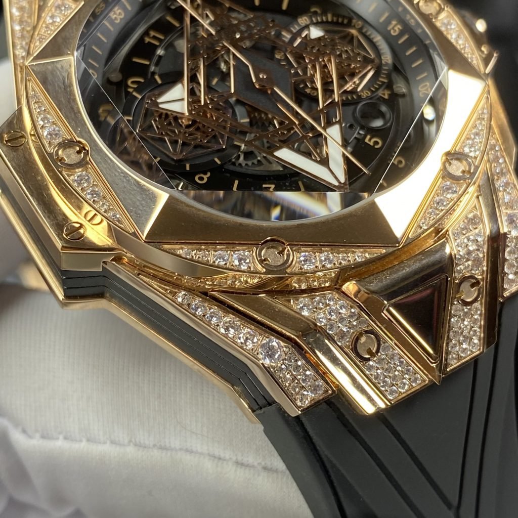Hublot  Watch Big Bang Sang Bleu II King Gold  44mm