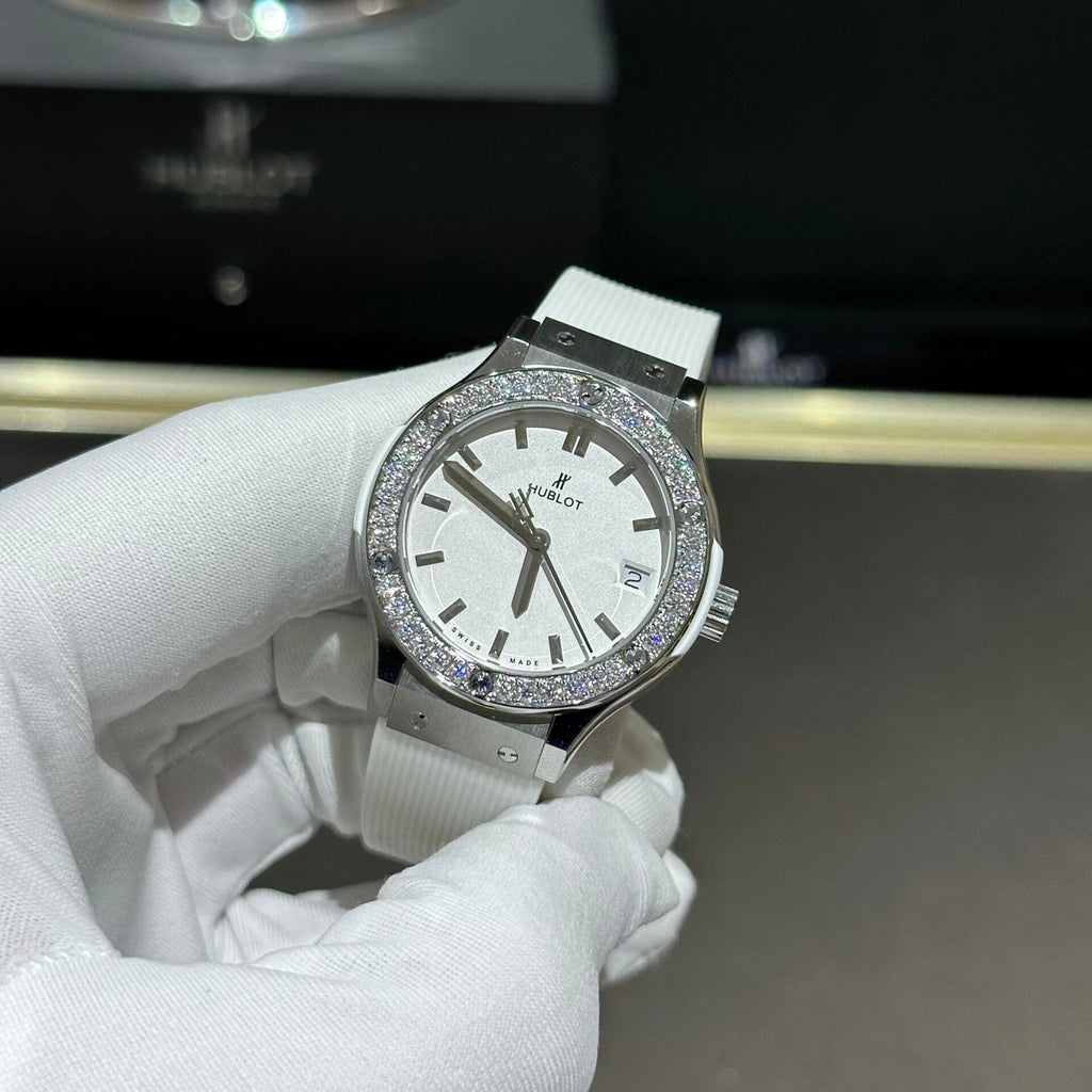 Hublot Classic Fusion Women Watch White Moissanite Diamond 33mm