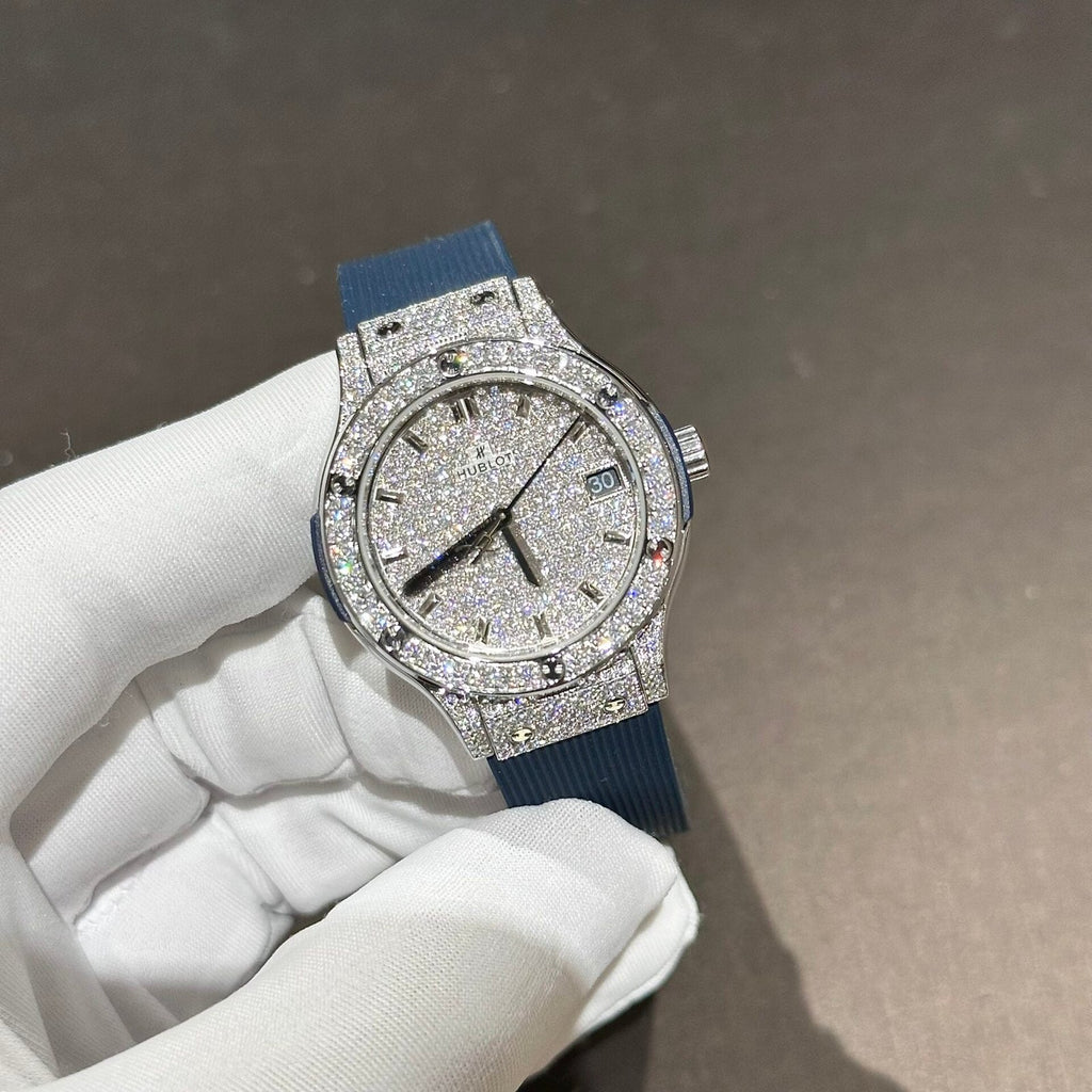 Hublot Classic Fusion Watch Blue Rubber Strap Moissanite Diamond 33mm