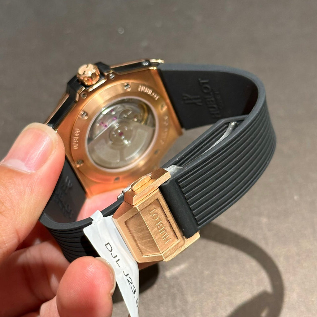 Hublot Watch One Click Gold Wrapped With Full Moissanite 39mm