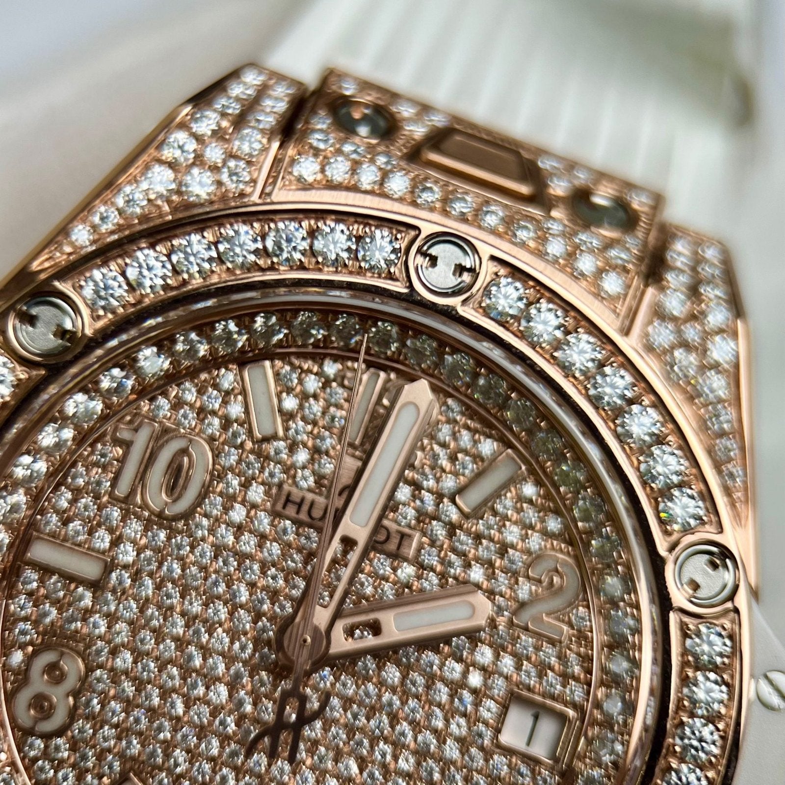 Hublot Watch Big Bang One Click Full Moissanite Diamonds 39mm